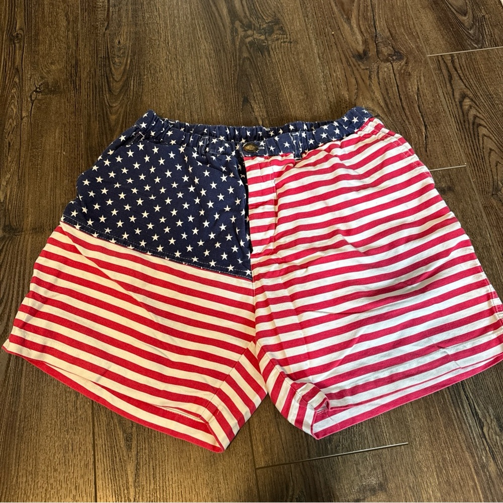 Chubbies Shorts Mens XL 5.5" Inseam The ‘Mericas USA American Flag Patriotic